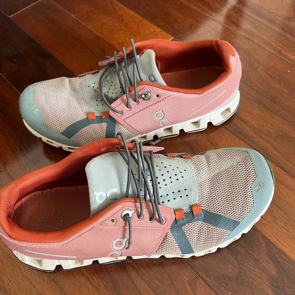 On Cloud Running Tennis Shoe